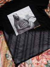 Load image into Gallery viewer, Balthazar Sand T-shirt black
